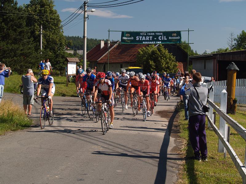 2007-06-23_Farm_Tour_Hlubocec_019.jpg