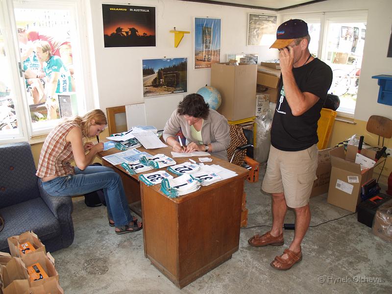 2007-06-23_Farm_Tour_Hlubocec_129.jpg