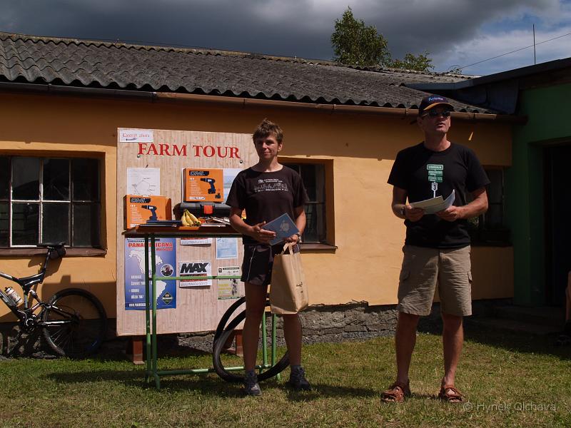 2007-06-23_Farm_Tour_Hlubocec_151.jpg