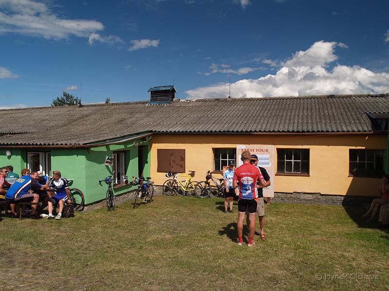 2007-06-23_Farm_Tour_Hlubocec_190.jpg
