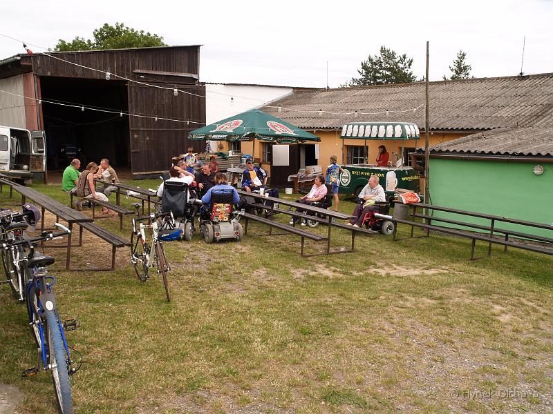 2008-06-21_Farm_Tour_Hlubocec_04.jpg